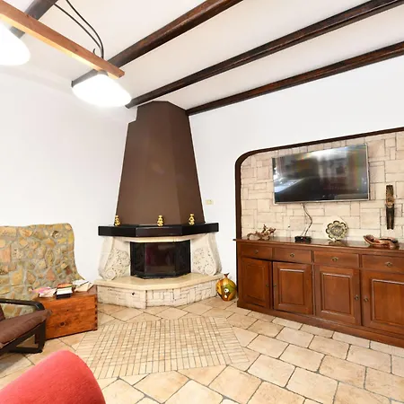 Villa Parisi By Interhome
